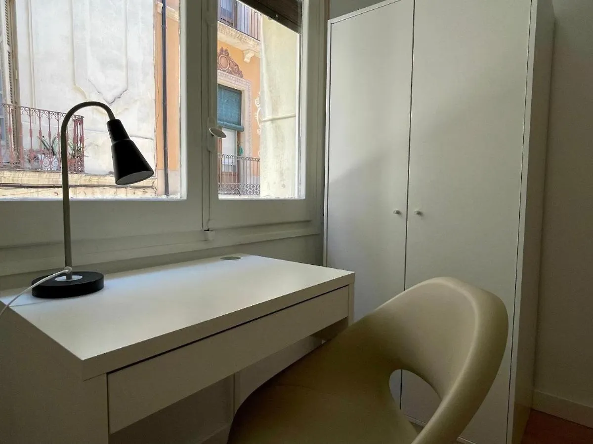 Beautiful Rooms For Rent In Tarragona Center Guest house